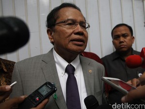 Novanto Dilaporkan Catut Presiden, Rizal Ramli: Sinetron Antar Geng Saja