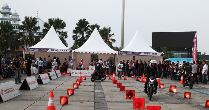 Demam Jagoan Baru Honda Melanda Surabaya dan Yogyakarta