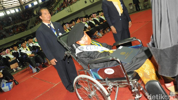 Kesan Mendalam Dosen tentang Icha, Mahasiswi yang Meninggal setelah Wisuda