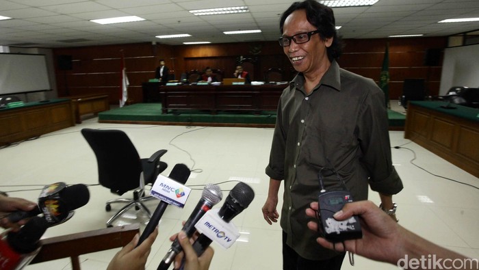 Komedian Mandra Bersyukur Pemalsu Tanda Tangannya Jadi Tersangka di Bareskrim