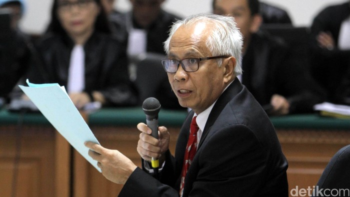 Hakim Tipikor Tolak Keberatan OC Kaligis