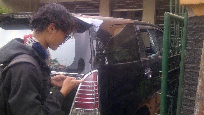 Maling Pecahkan Kaca Mobil dan Gondol Uang Rp 200 Juta di Pancoran Mas Depok