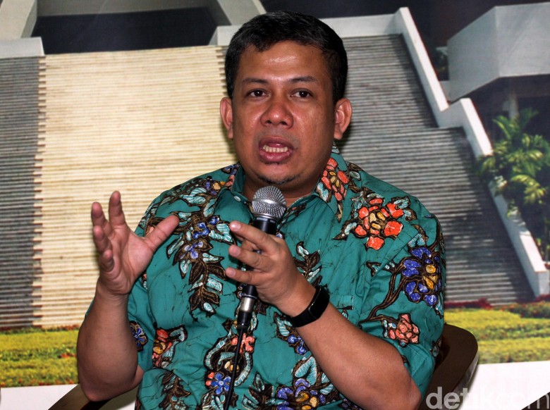 Paripurna Ditunda, Fahri Hamzah Sebut Tak Ada Kaitan dengan Novanto Paripurna Ditunda, Fahri Hamzah Sebut Tak Ada Kaitan dengan Novanto