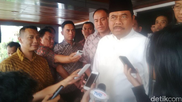 Jaksa Agung Temui JK di Kantor Wapres, Bahas Apa?