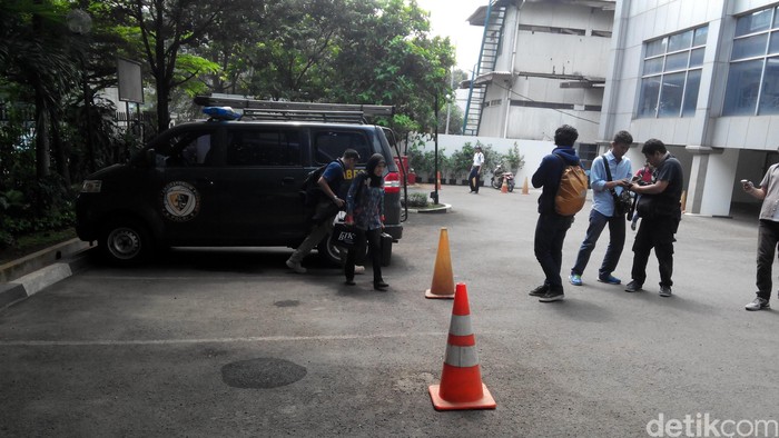Pasca Penembakan, Kantor ESDM Dijaga Polisi Berpakaian Preman