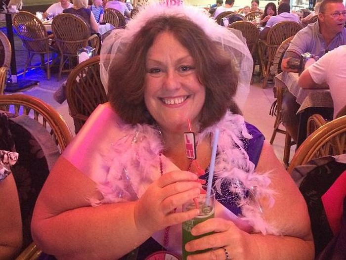 Gemar Kantongi Ponsel di Bra, Wendy Kini Kena Kanker Payudara