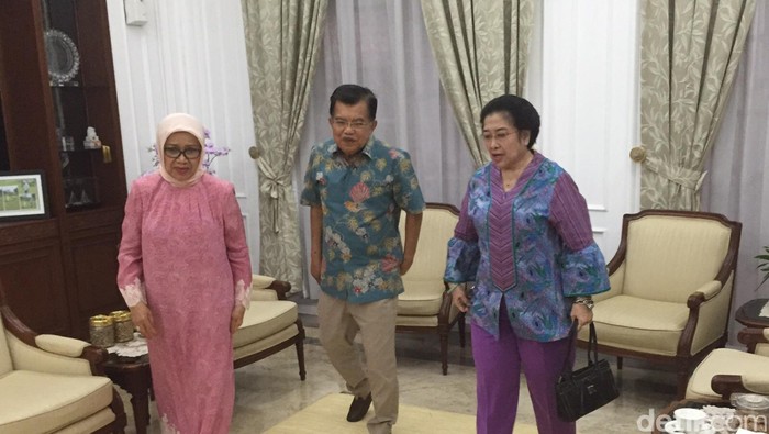 Melihat Momen Akrab dan Nasihat Megawati untuk Kesembuhan JK