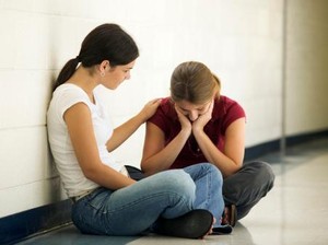 5 Hal yang Sebaiknya Tak Diucapkan Saat Orang Lain Sedang Depresi