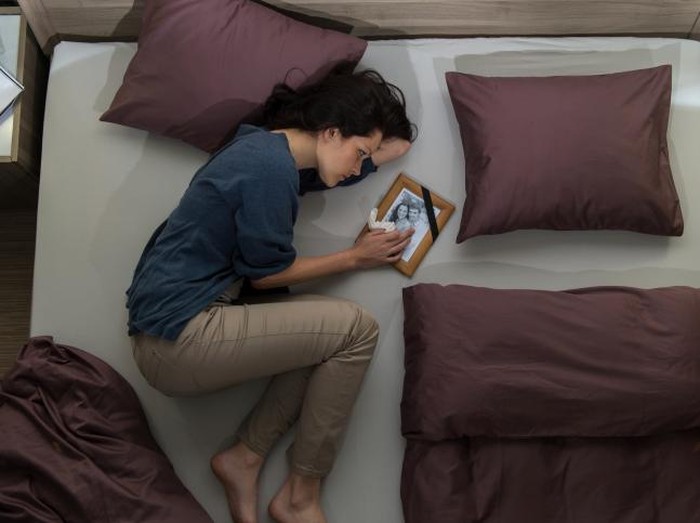 Patah hati bisa menyebabkan beberapa risiko kesehatan. Foto: thinkstock Patah hati bisa menyebabkan beberapa risiko kesehatan. Foto: thinkstock