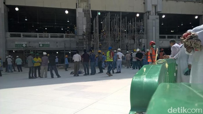 Musibah Crane Jatuh, Keluarga Darwis di Bulukumba Gelar Tahlilan