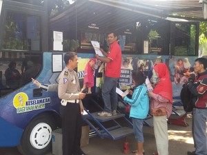 Samsat Luncurkan Saturday Night Service Perpanjang SIM dan STNK di Sarinah