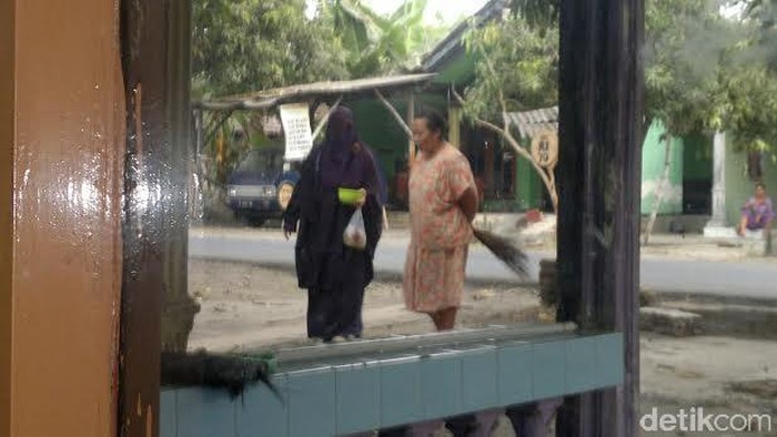 Wanita Bercadar di Sel Teroris Lapas Porong Kontrak di Sidoarjo