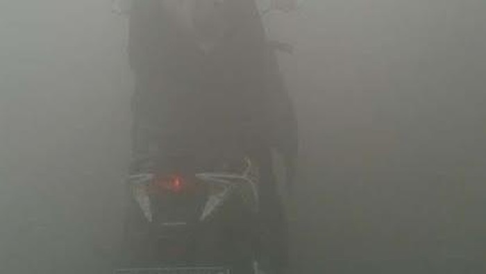 Tolong! Kabut Asap di Banjarbaru dan Ogan Ilir Pagi Ini Sangat Pekat