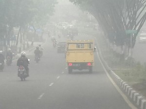 Riau Darurat Asap: Nak Apa Kau Masih Bisa Bernapas?