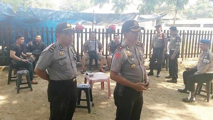 2 Kelompok Mahasiswa UNM Lagi-lagi Bentrok, Penjual Es Kena Lemparan Batu