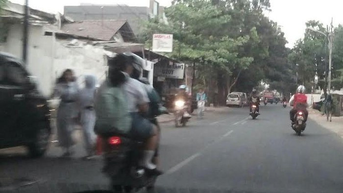 Pemotor Lawan Arus, Ingin Cepat Hindari Macet yang Salah Kaprah