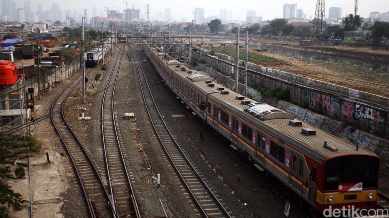 Lusa, 8 KRL Rute Jakarta-Bekasi akan Lewati Stasiun Pasar 