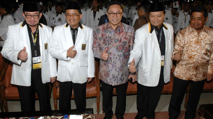 KIH Minta KMP Jangan Sandera RAPBN 2016, PKS Bereaksi Keras