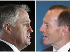 Bagaimana Bisa Tony Abbott Kalah dari Malcolm Turnbull?