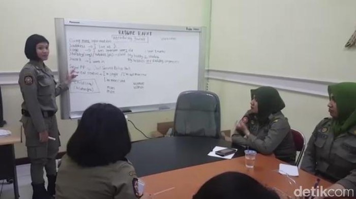 Banyak Turis di Surabaya, ini Antisipasi Satpol PP