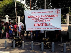 Kebaikan Tovie dan Cabang Warung Shodaqoh yang Terus Bertambah