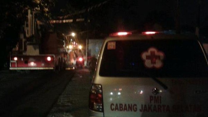 Sebuah Rumah di Cipete Selatan Terbakar