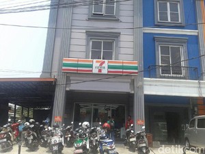 Kurang dari 24 Jam, Perampok Sevel di Tebet Ditangkap Polisi
