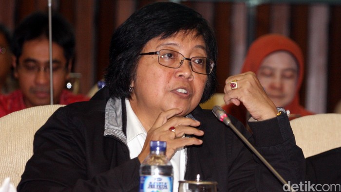 Menteri Siti Nurbaya Curigai Ada Pabrik Perkebunan yang Buang Asap