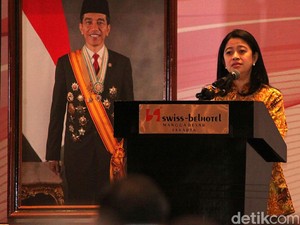 Pulang Lebih Dulu Naik Pesawat Komersial, Puan akan Sambut Jokowi di Palembang