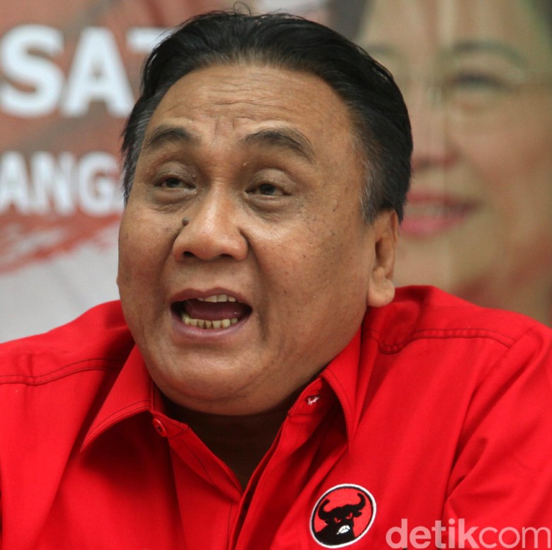 Survei PDIP: Ganjar-Yasin Raih 74,5% Suara di Pilgub Jateng Survei PDIP: Ganjar-Yasin Raih 74,5% Suara di Pilgub Jateng