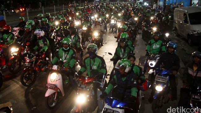 Menyentuh, Kisah Gelombang Solidaritas Go-Jek