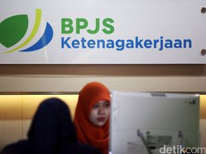 Kata Buruh soal Aturan JHT Baru Bisa Cair di Usia 56 Tahun
