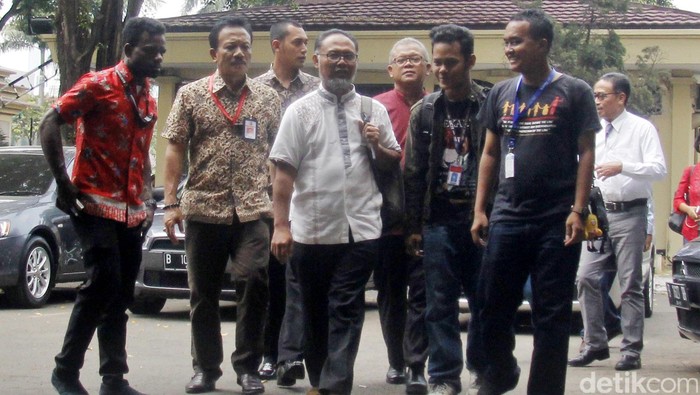 Berkas BW Dilimpahkan ke Jaksa, Pengacara: Tak Layak Dibawa ke Pengadilan