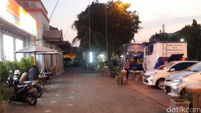 Saturday Night Service SIM Keliling Malam ini Ada di Central Park dan Pasar Baru