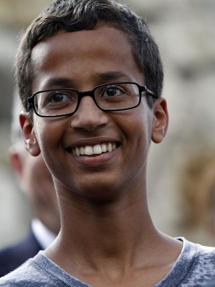 Dikecam, Sekolah Ahmed Malah Merasa Berhasil Lindungi Murid