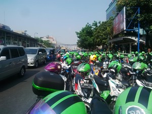 Ratusan Driver Grab Bike Konvoi, Lalu Lintas Depan RS Tarakan Tersendat