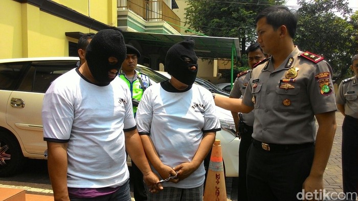 Polsek Tambora Ciduk 17 Tersangka Judi Sabung Ayam