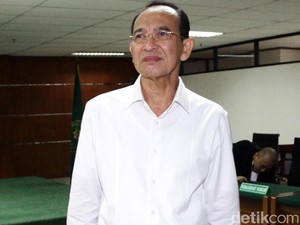 Saksi: Pengurusan Tiket Plesiran di Kemenag Dilakukan SDA Sejak 2012