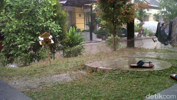 Ini Penjelasan BMKG Soal Hujan Kemarin