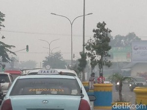Duh, Pekanbaru Kembali Diselimuti Asap