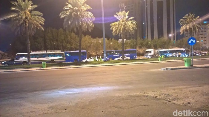 Jemaah Berbagai Negara Mulai Bergerak ke Arafah Malam Ini