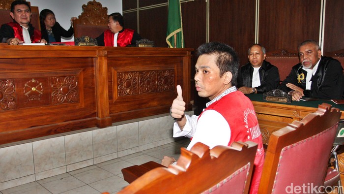 Ada Artis yang Akan Dihadirkan Sebagai Saksi RA, Ini Jawaban Pengacara