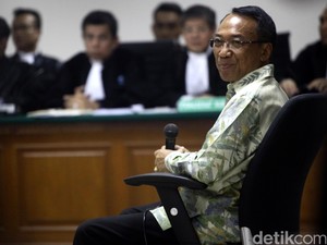 Jero Wacik Bantah Perintahkan Waryono Atur Penambahan DOM