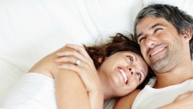 5 Tips Cara Mengajak Pasangan untuk Bercinta