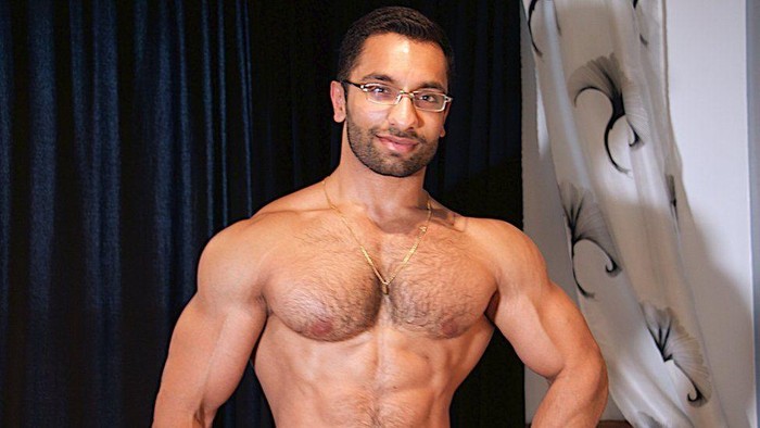 Sudah Punya Tubuh Sebesar Ini, Pradeep Masih Saja Merasa Kecil