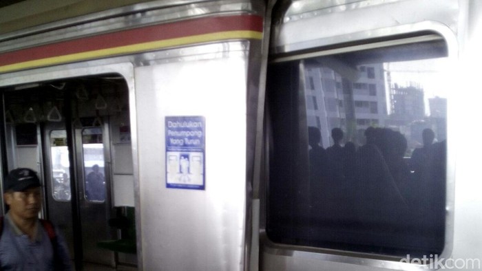 Benturan 2 Kereta di Juanda, Begini Penampakannya