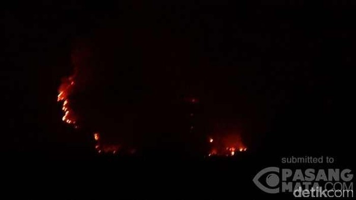 Kebakaran di Gunung Lokon Belum Padam, Api Diduga Berasal dari Kebun