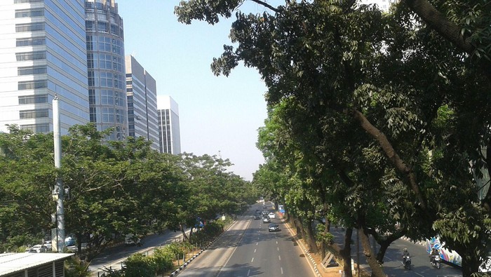 Jalan Jenderal Sudirman Relatif Lancar Pagi Ini