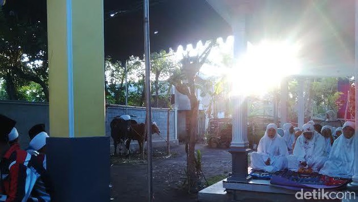 Salat Idul Adha Digelar Jamaah Aboge Hari Ini