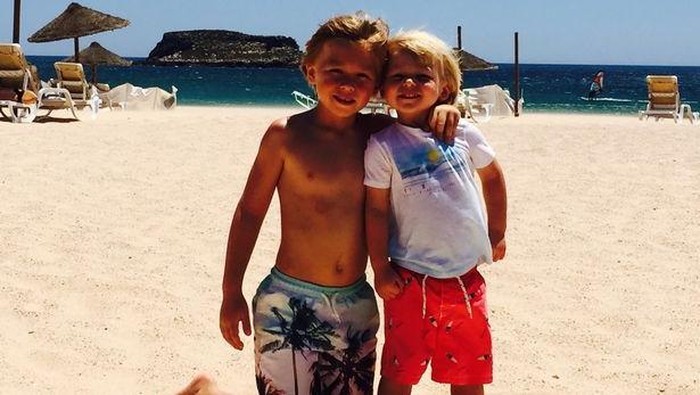 Hebat! Bocah Ini Selamatkan Adiknya yang Nyaris Tenggelam di Kolam Renang